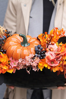 Pomarańczovy Laos, jesienna kompozycja kwiatowa z dynią