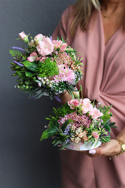 Hedista Mini 2, urocza kompozycja kwiatowa, wym. 18x18cm