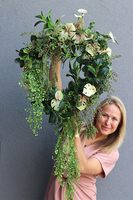 Zielona Kraina, zielony wianek na drzwi z monsterą