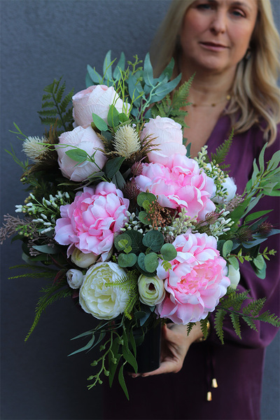 Battesda, bukiet nagrobny we wkładzie