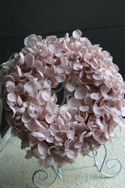 Leossi Pudrovy, dekoracyjny wianek z hortensji, śr.25cm 