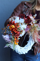 Chryzantemia, asymetryczny jesienny wianek