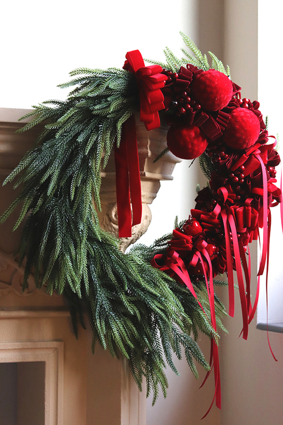 Karminowa Zima, asymetryczny świąteczny wianek