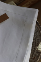 Sakramento, lniany obrus, biel, wym.140x220cm