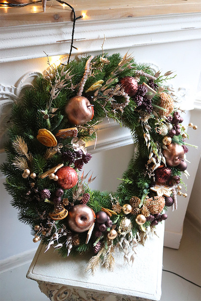 Miedziane Święta, wianek świąteczny