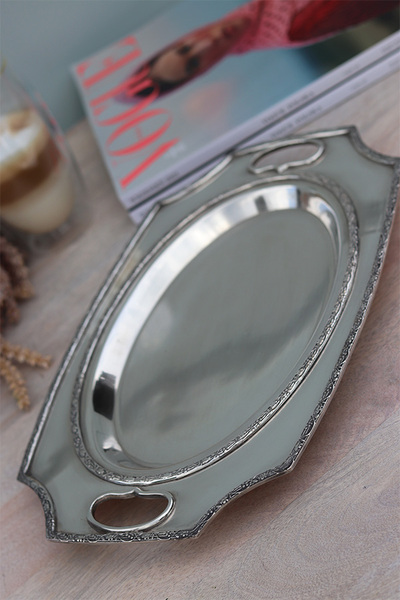 Felicjana Small, taca posrebrzana z wygodnymi uchwytami, wym.2.5x21x31cm