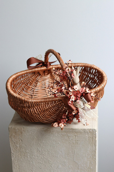 Swojski Bunny, dekorowany koszyczek wielkanocny