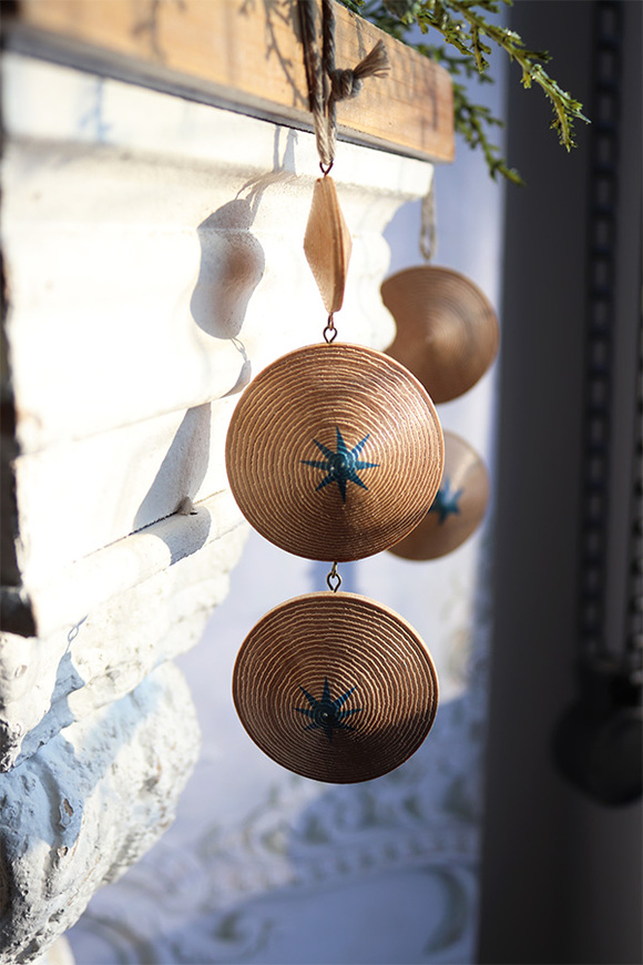 Modern Wood House D, drewniane zawieszki na choinkę ze wzorem