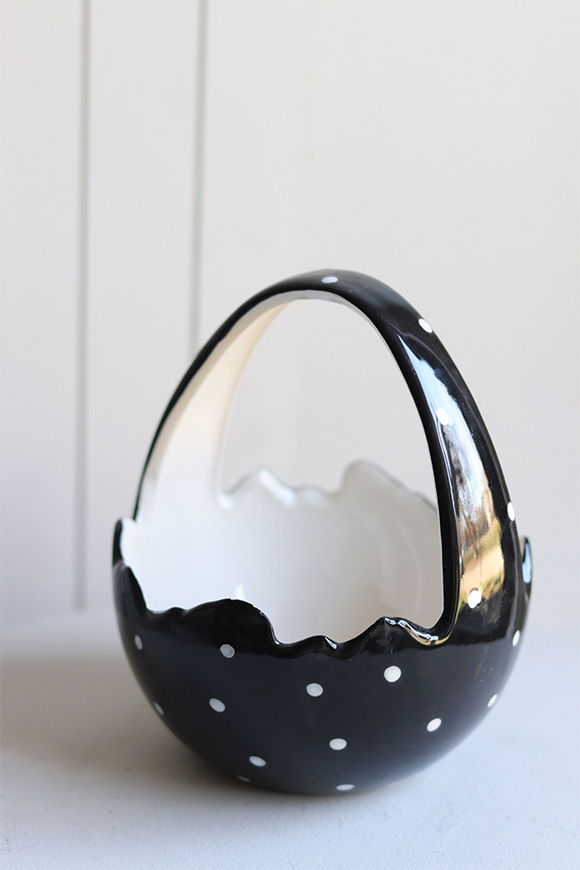 Black Easter, ceramiczny koszyczek naczynie