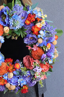 Energetic Flowers, kolorowy wianek na drzwi