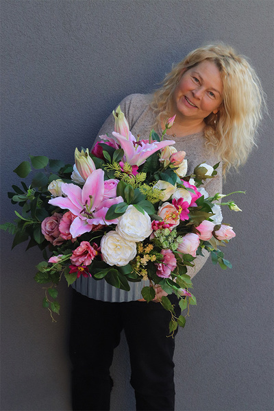 Pink Rome, komplet dekoracji nagrobnych