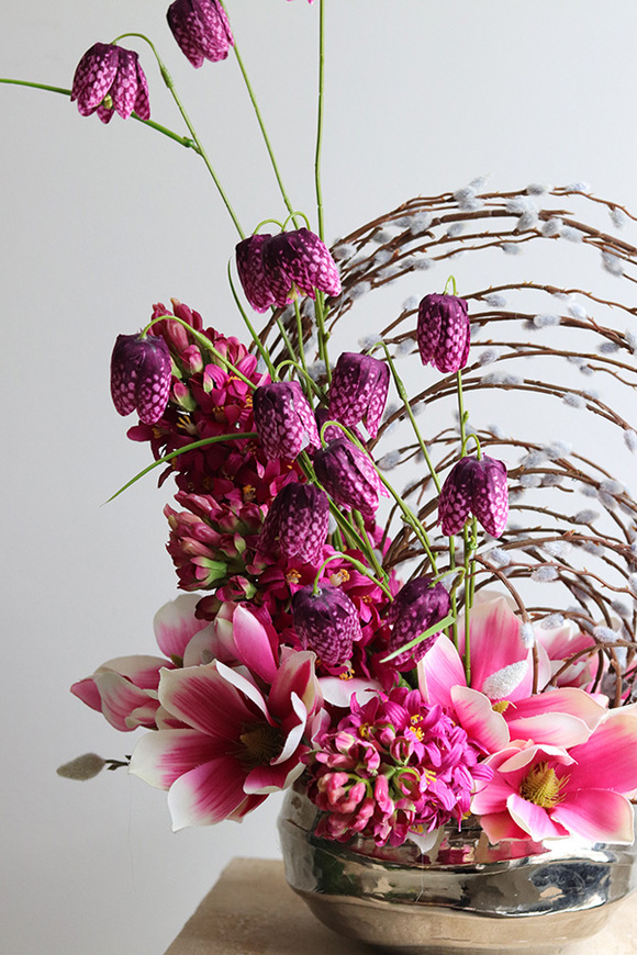 Spring Power, kompozycja wiosenna w naczyniu