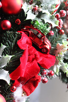 Wesołe Miasteczko, świąteczny wianek dekoracyjny