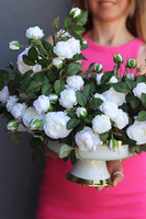 Bianca Dortmund, kompozycja kwiatowa w pucharze