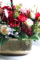 bogata kompozycja w złotym naczyniu, Goldie & Red 2