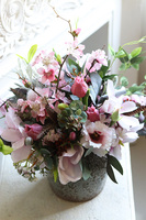 Adelita Magnolia, kompozycja kwiatowa