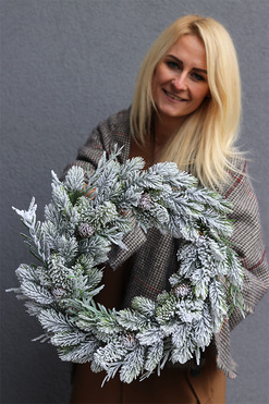 Tajga, zimowy ośnieżony wianek iglasty, śr.45cm