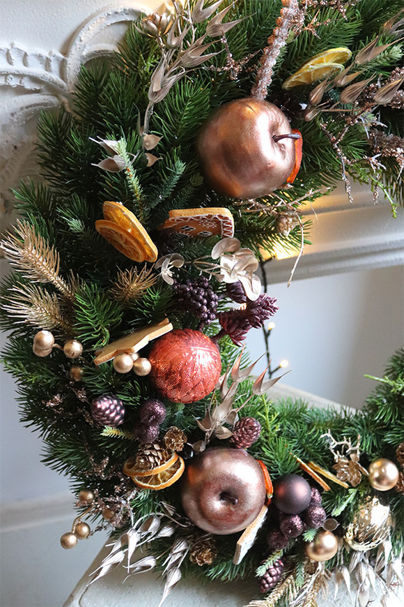 Miedziane Święta, wianek świąteczny