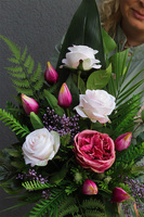 Rusilla, bukiet nagrobny we wkładzie do wazonu