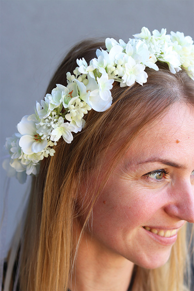 wianek na głowę z białych kwiatów Belle Felice, rozmiar uniwersalny
