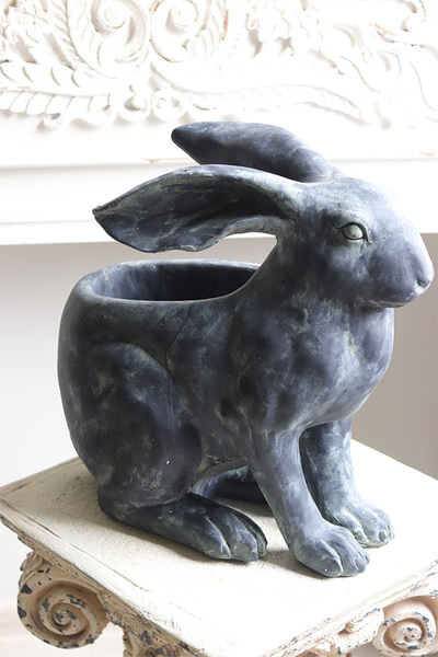 Zając A, osłonka wielkanocna na kwiaty