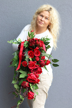 Red Roses Big 2, bukiet nagrobny do położenia, dł.90cm 