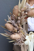 Gretta Boho, asymetryczny wianek dekoracyjny z suszem