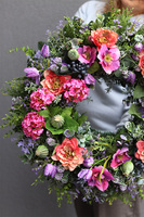 Maki&Magnolia, kolorowy wianek na drzwi