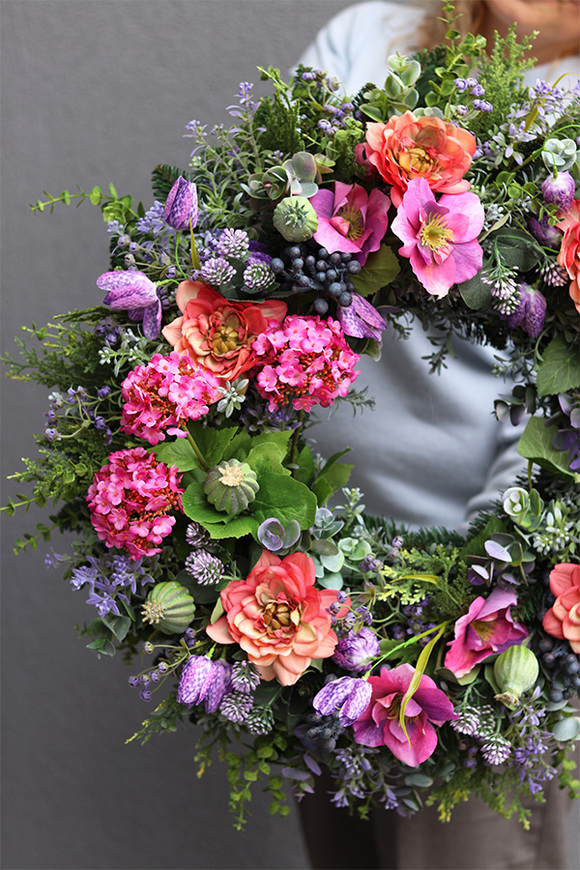 Maki&Magnolia, kolorowy wianek na drzwi