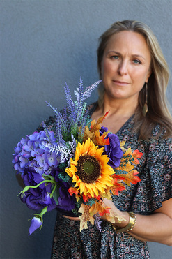 kompozycja kwiatowa Minesa, wym.30cm 