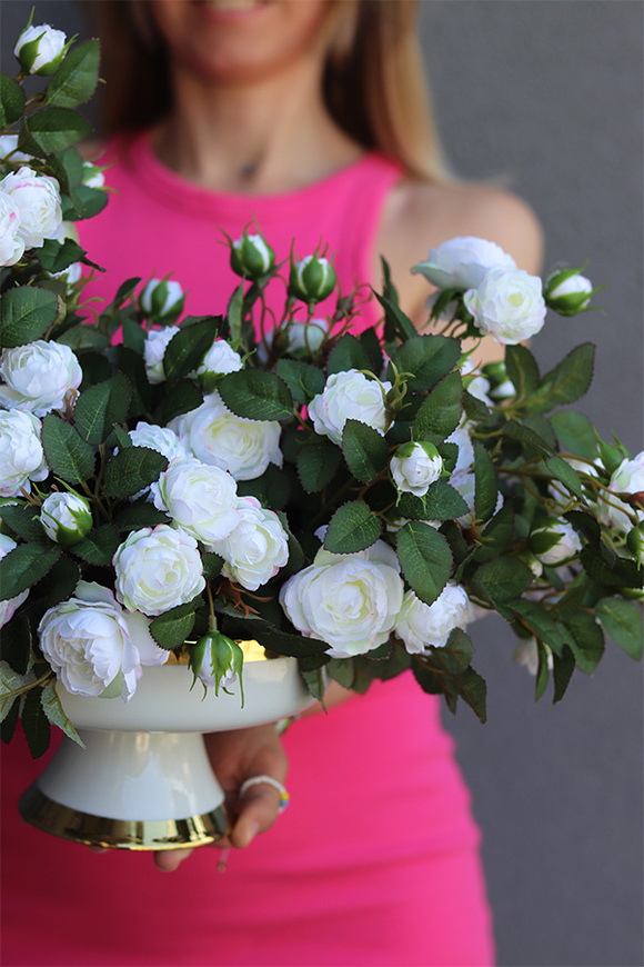 Bianca Dortmund, kompozycja kwiatowa w pucharze