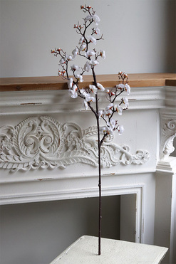 Sakura, sztuczne kwiaty na gałązce, wiśnia biała, dł.93cm