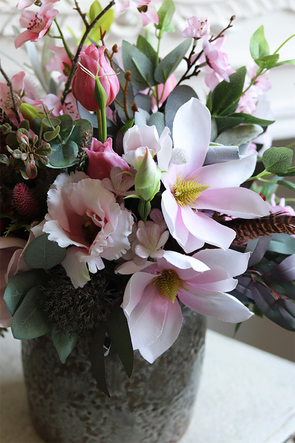 Adelita Magnolia, kompozycja kwiatowa