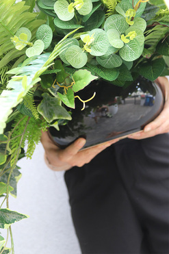 White Heaven, kompozycja nagrobna w misie, dł.120cm