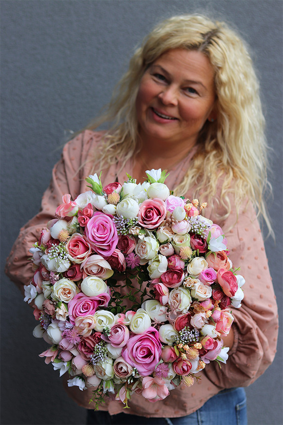 Bellini, wianek kwiatowy na drzwi