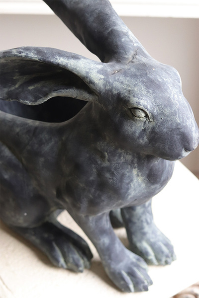 Zając A, osłonka wielkanocna na kwiaty