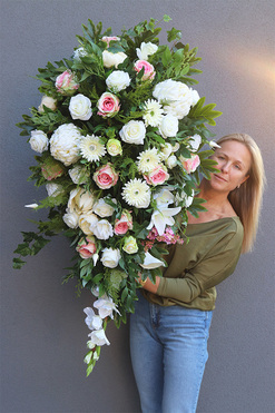 Romeria, wiązanka nagrobna z mieczykiem, dł.115cm
