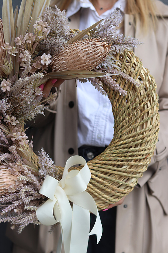 Gretta Boho, asymetryczny wianek dekoracyjny z suszem