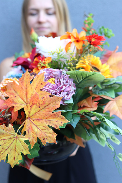 Milady, kompozycja nagrobna jesienna w ceramicznej misie, wym.40x60x50cm