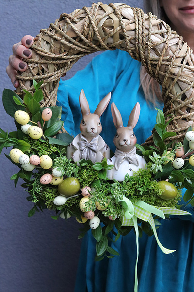 Zając na Miedzy, wielkanocny wianek z zajączkami