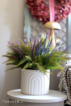 Wrzosy White Moment, kompozycja kwiatowa w matowej donicy, wys.36cm 