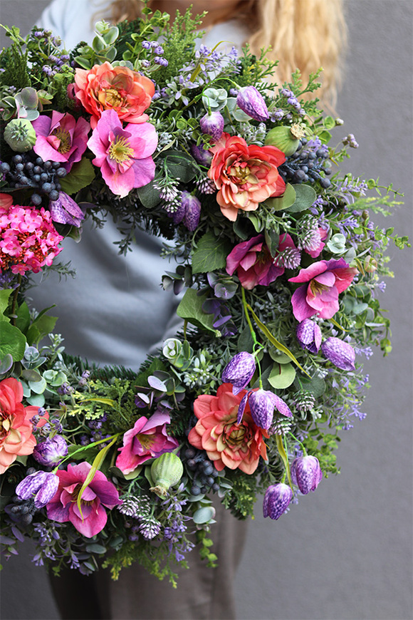 Maki&Magnolia, kolorowy wianek na drzwi