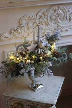 Melinia LED, adwentowy stroik z reniferem w pucharze, wym.46x45x30cm 