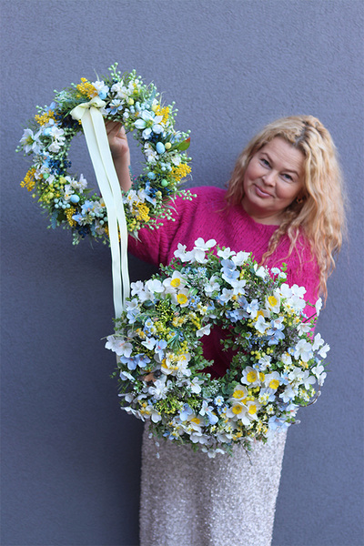 Wiosenna bajka, dekoracyjny wianek na drzwi