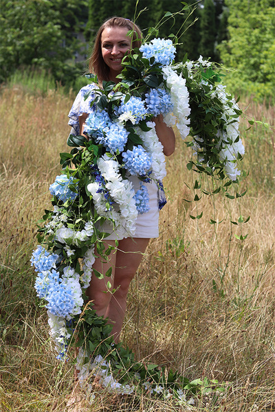 elegancka girlanda z białymi i niebieskimi kwiatami, Blue Romance
