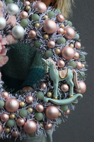 Pudrowa Kraina, świąteczny wianek z konikiem