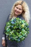 Green Crelena, dekoracyjny wianek z ziołami