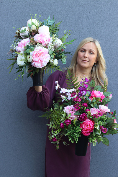 Battesda, bukiet nagrobny we wkładzie