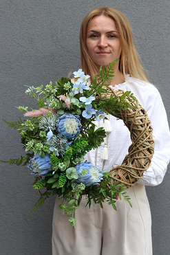 Ulisses, asymetryczny wianek dekoracyjny, wym.40cm