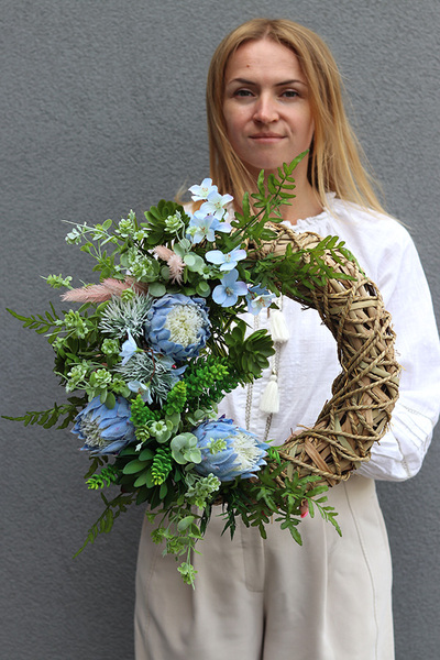 Ulisses, asymetryczny wianek dekoracyjny, wym.40cm